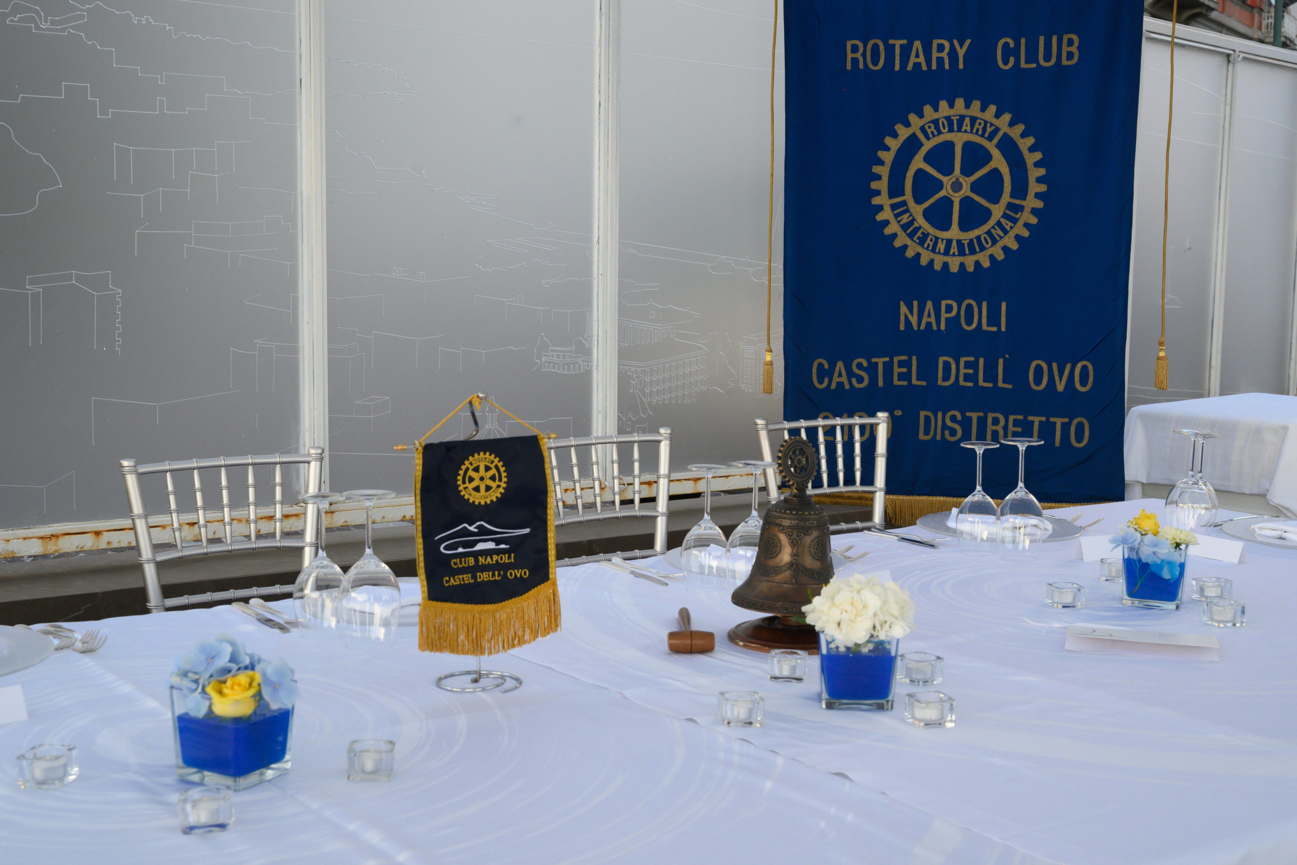 Passaggio delle consegne al Rotary Club Napoli Castel dell’Ovo: Vincenzo Barretta nuovo Presidente