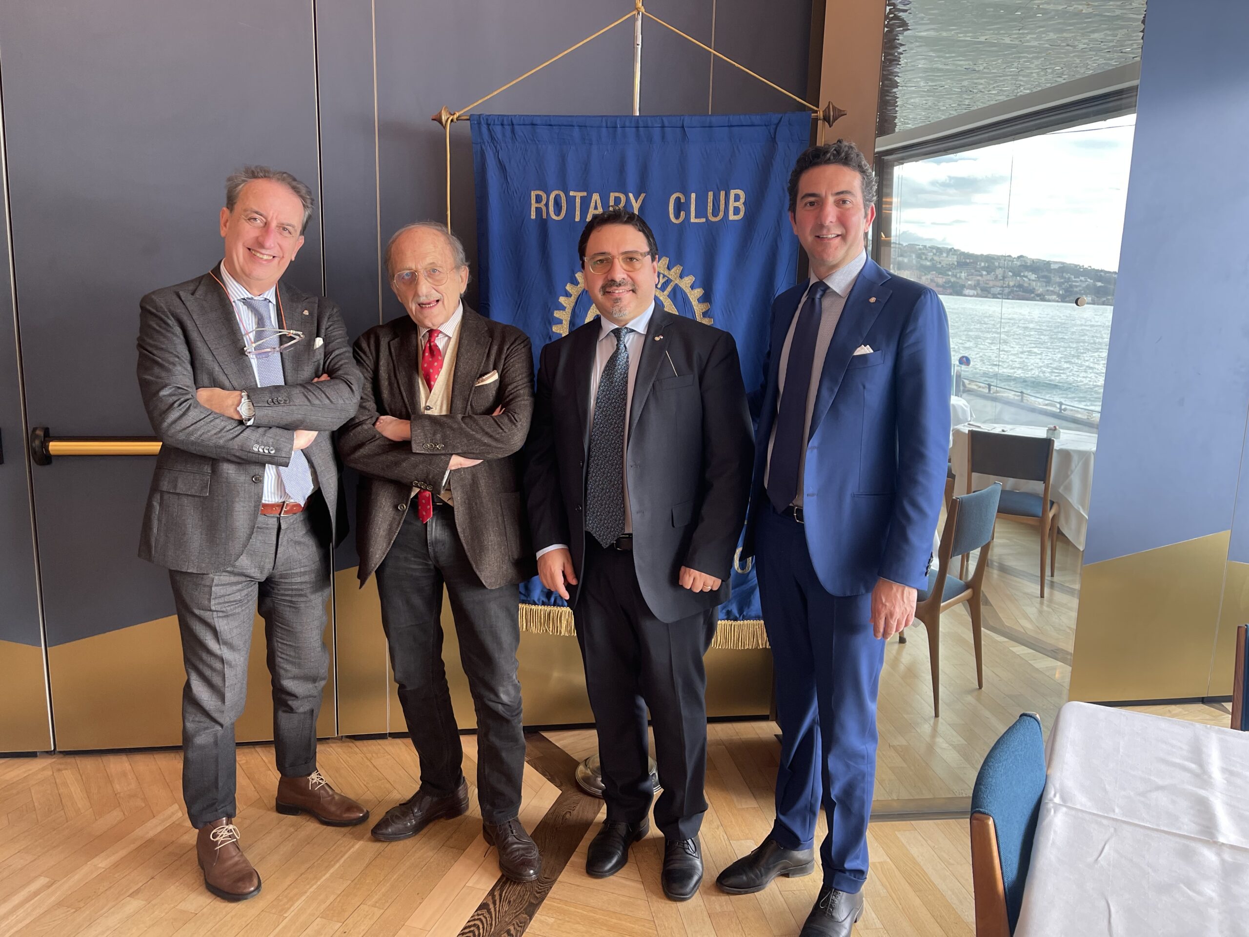 Conviviale a pranzo del Rotary Napoli Castel dell’Ovo: presentazione dei nuovi consoci Ferrara e Montanino e l’impegno del Club per “Seconda Chance”