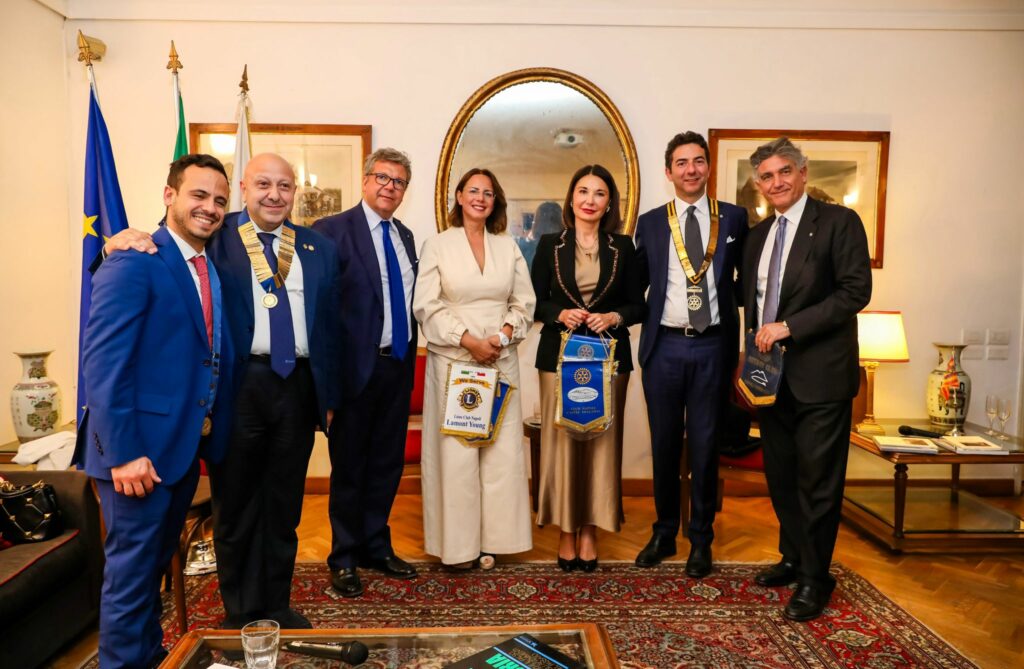 La leadership e le sue prospettive future. Una conversazione rotariana con la Dott.ssa Corradini D’Arienzo e l'Avv. Radoccia al Rotary Club Napoli Castel dell’Ovo